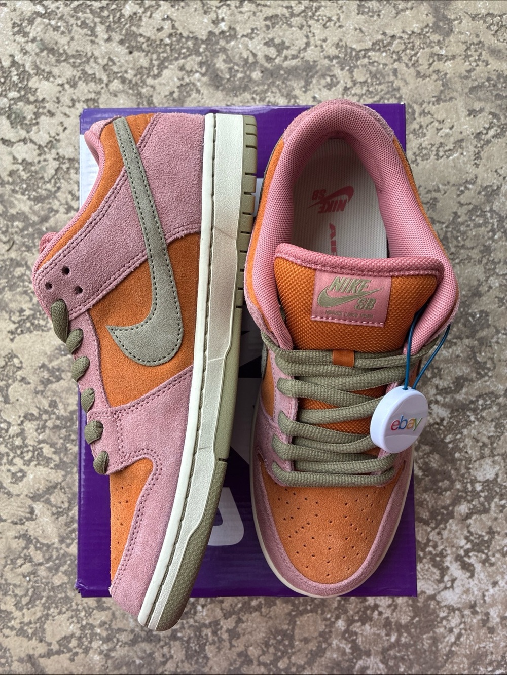 Brand New Nike SB Dunk Low Red Stardust. Men’s 9.5